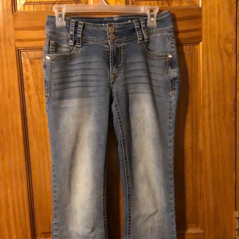 Wallflower size 3 light blue jeans